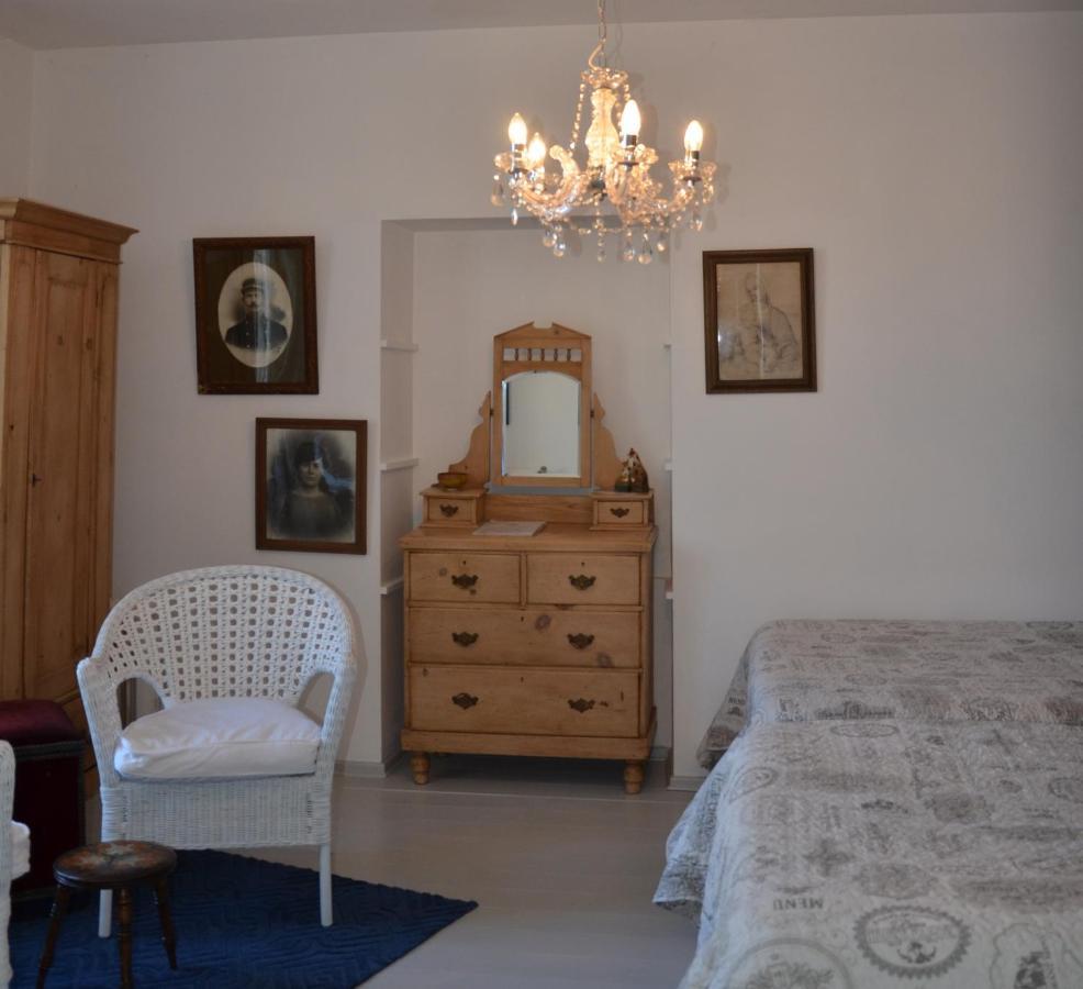 Bed and Breakfast Chez Madeleine Saint-Colomb-de-Lauzun Экстерьер фото