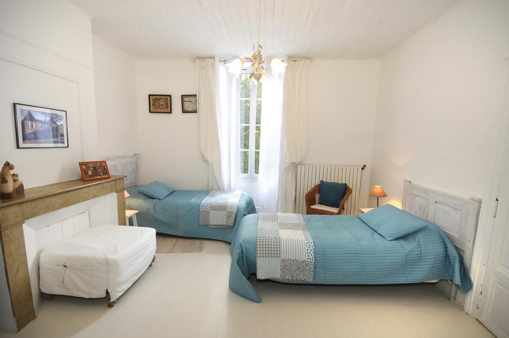 Bed and Breakfast Chez Madeleine Saint-Colomb-de-Lauzun Номер фото